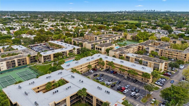 Building Photo - 8415 SW 107th Ave