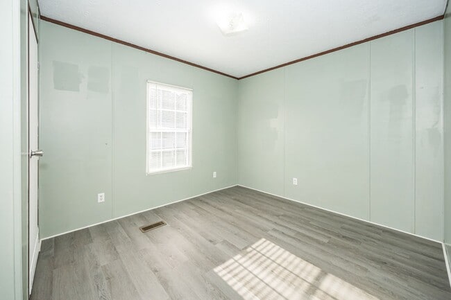 Building Photo - 144 Katie Eubanks Rd