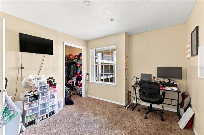 Building Photo - 7220 Westpointe Blvd