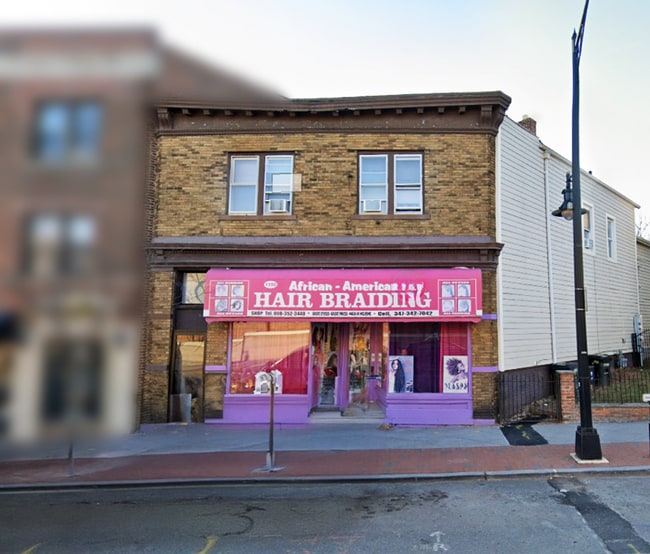 Primary Photo - 1150 E Grand St