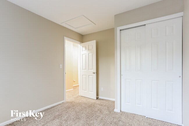 Building Photo - 12801 E Wyoming Cir