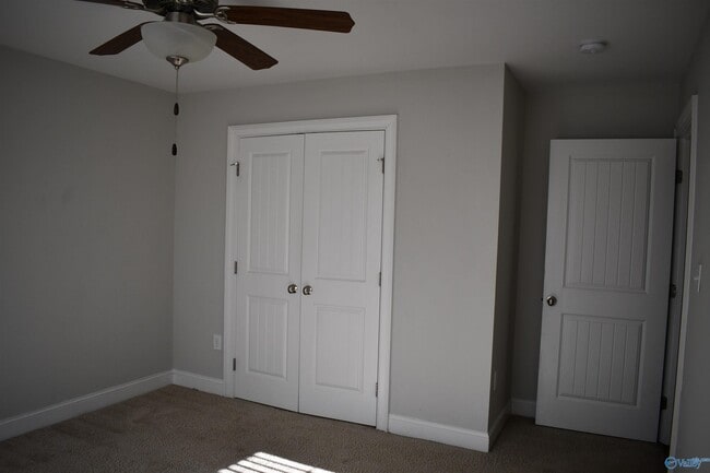 Building Photo - 104 Kinglet Wy