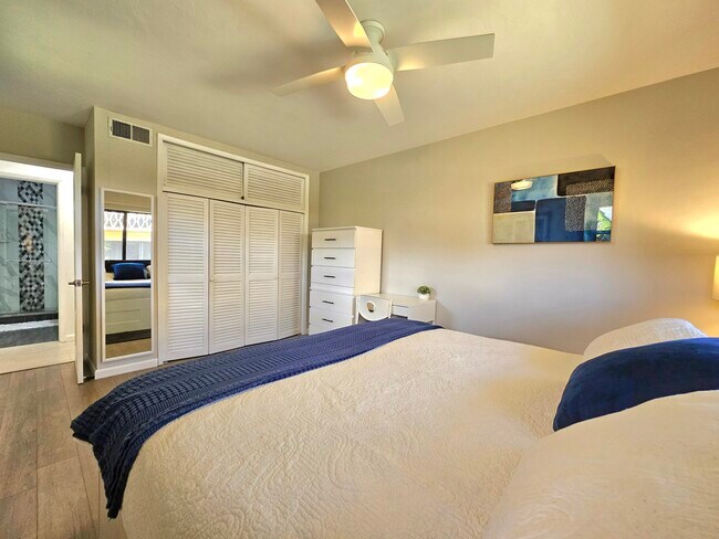 Building Photo - 3204 SE 11th St