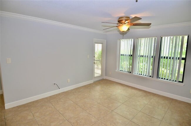 Building Photo - 4009 Crockers Lake Blvd