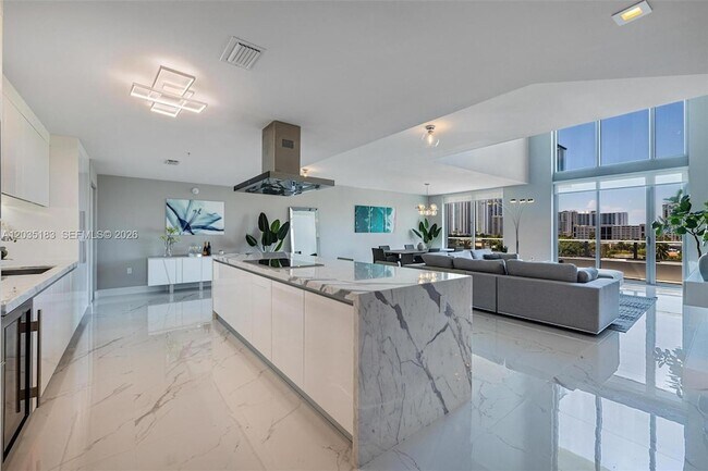 Building Photo - 330 Sunny Isles Blvd