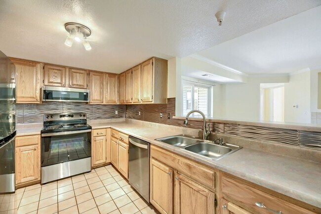 Building Photo - 12208 W Dorado Pl