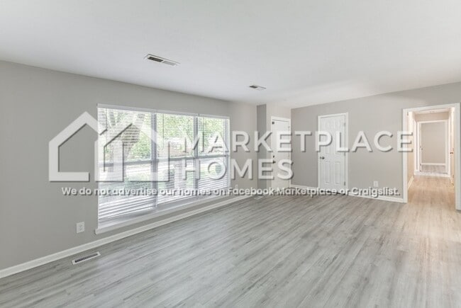 Building Photo - 6517 Marsh Ave NW