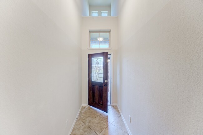 Building Photo - 18616 Birch Orch Ct