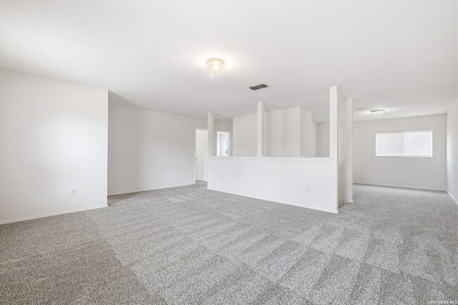 Building Photo - 206 Prato Brezza
