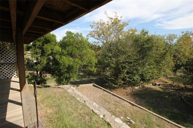 Building Photo - 8101 Little Deer Crossing