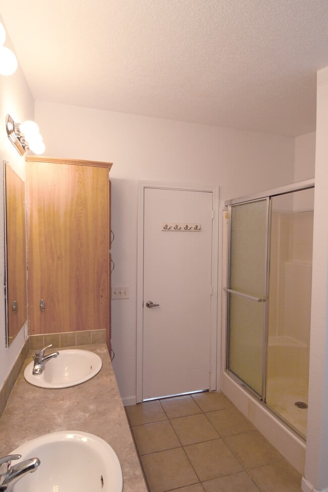 Building Photo - 2820 Toho Trail