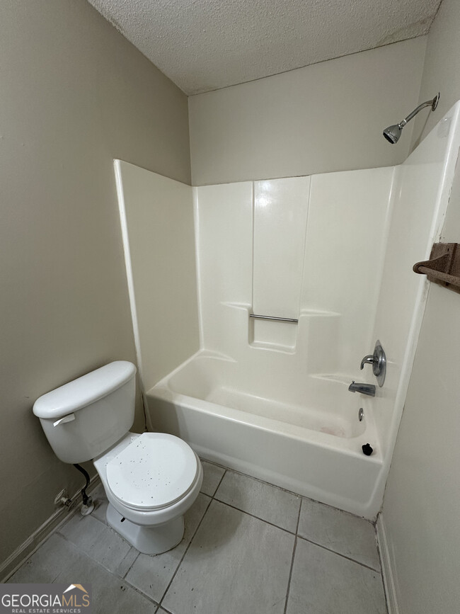 Building Photo - 105 Inlet Reach Cir