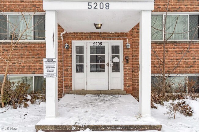 Building Photo - 5208 Lee Rd