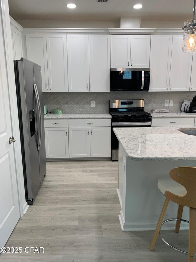 Building Photo - 8620 Sand dollar Dr