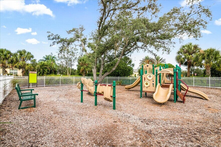 Building Photo - 12109 Whisper Lake Dr