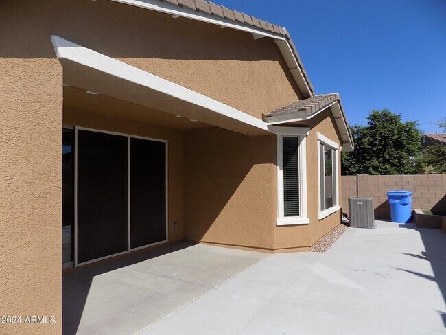 Building Photo - 4967 S Bridal Vail Dr