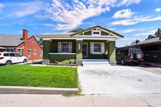 Building Photo - 4017 Oxford Ave