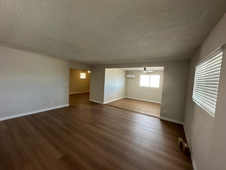 Building Photo - 740 Tiger Lilly Ln