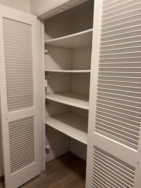 Building Photo - 2122 Orchard Dr