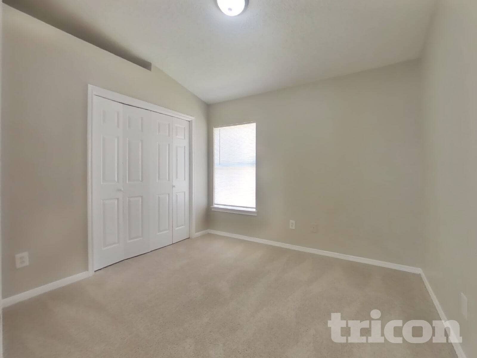 Building Photo - 3215 Kelling St