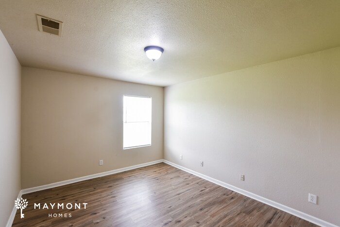 Building Photo - 16765 Wellhouse Dr