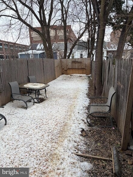 Building Photo - 75 Jersey St