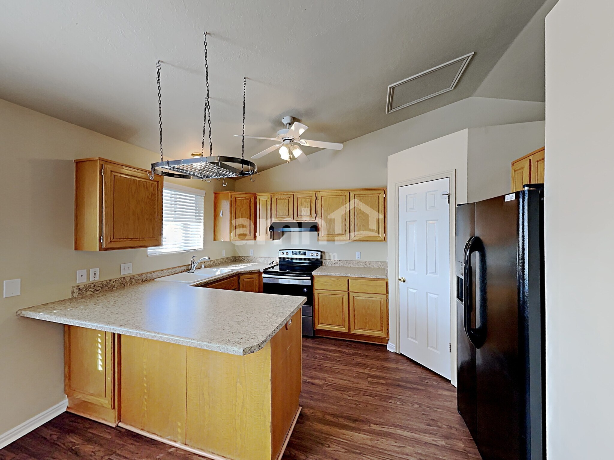 Building Photo - 126 S 1600 W