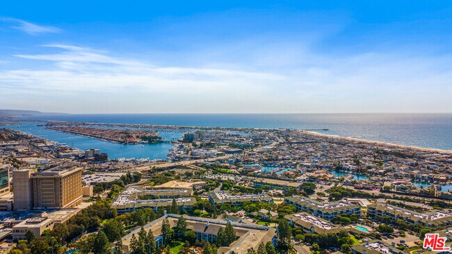 Building Photo - 416 Bolero Way