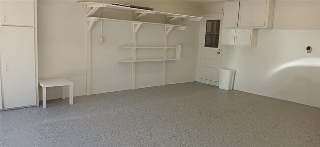 Building Photo - 4397 Harbor Hills Dr