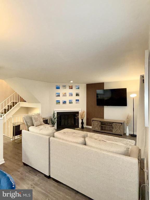 Building Photo - 18616 Pier Point Pl