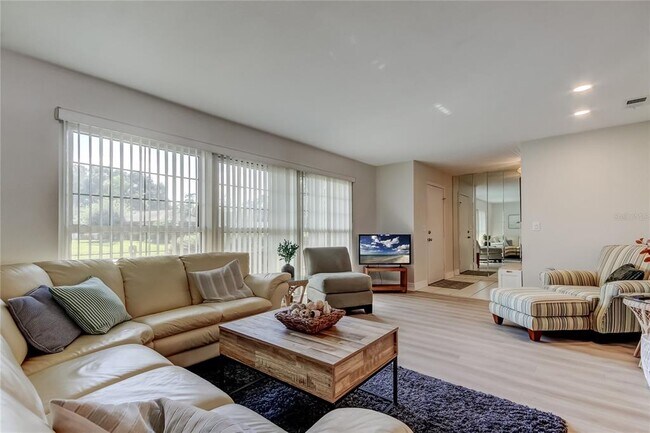 Building Photo - 2652 Concorde Ct