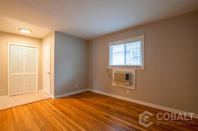 Building Photo - 773 Greenwood Ave NE