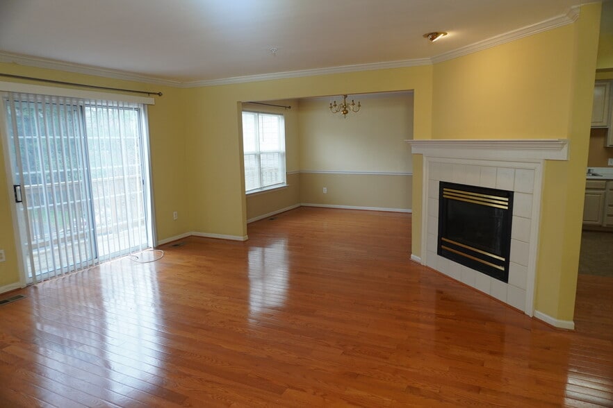 Building Photo - 4212 Dressage Ct