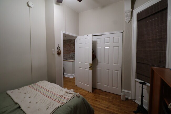 Building Photo - 280 S 23rd St