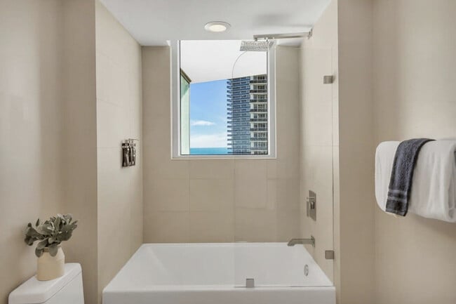 Building Photo - 4111 S Ocean Dr