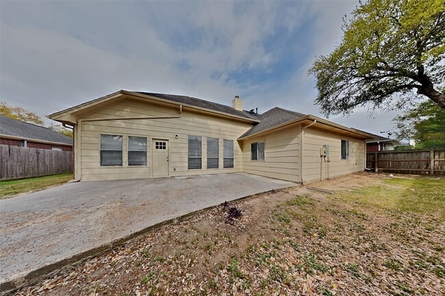 Building Photo - 6114 Berkshire Park Dr