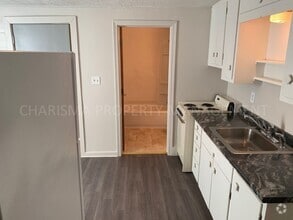 Building Photo - ONE BEDROOM LOCATED IN DOWNTOWN SIOUX FALLS.