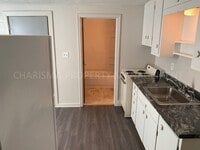 Building Photo - ONE BEDROOM LOCATED IN DOWNTOWN SIOUX FALLS.