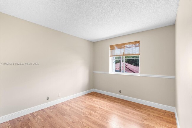 Building Photo - 4490 Foxtail Ln