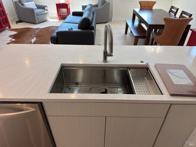 Building Photo - 5255 O'Donnell Ln