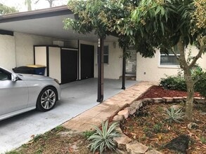 Building Photo - 2037 Sunset Grove Ln