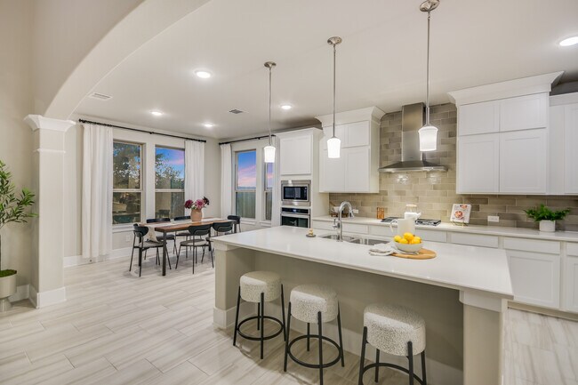 Building Photo - 2610 Sunset Vista Cir