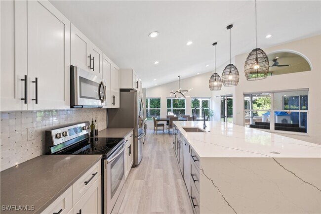 Building Photo - 6481 Autumn Woods Blvd