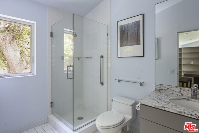 Building Photo - 1500 Rustic Ln