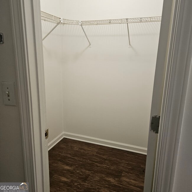 Building Photo - 5960 Batson Ct