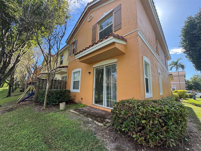 Building Photo - 12457 Emerald Creek Manor