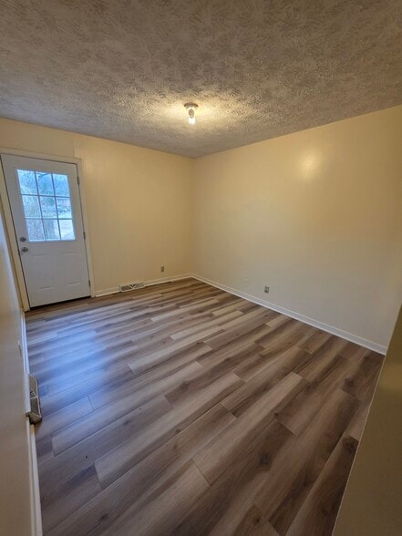 Bedroom 2 - 9102 Woodpark Ln