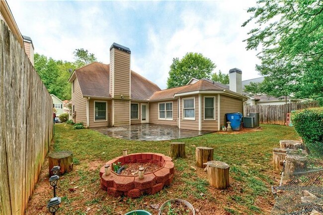 Building Photo - 5527 Bridge Pointe Dr