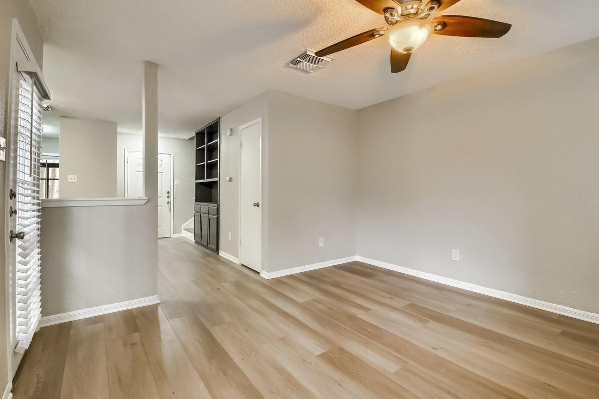 Building Photo - 8810 Schick Rd