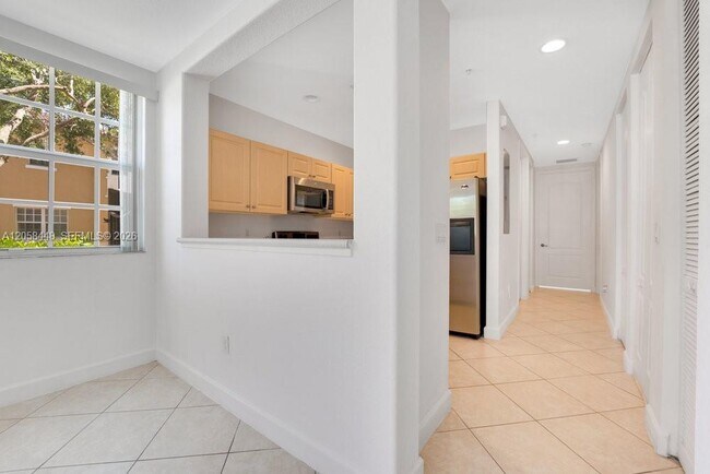 Building Photo - 480 SW 147th Ave